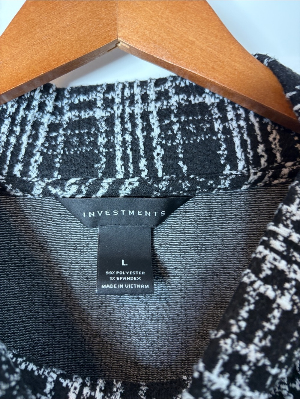 Investments Black and White Plaid Knit Tunic - Picture 2 of 6